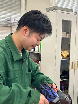 専攻科電気電子工学コース　森谷 公哉